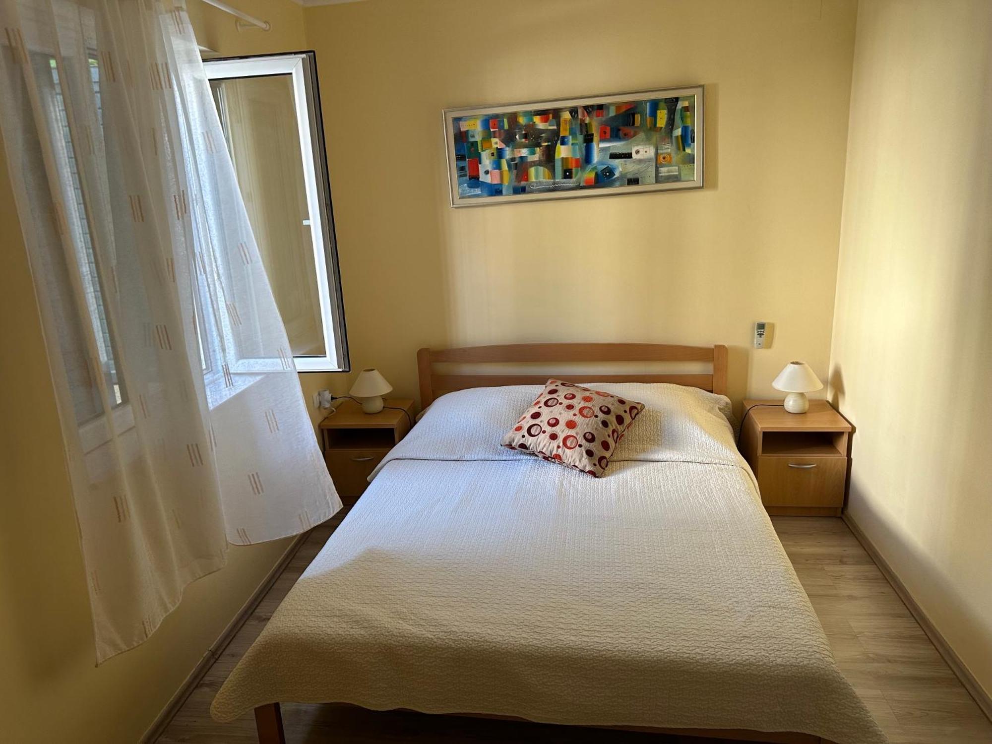 Spacious 1 Bedroom 4 Star Apartment, Mlini Exterior photo