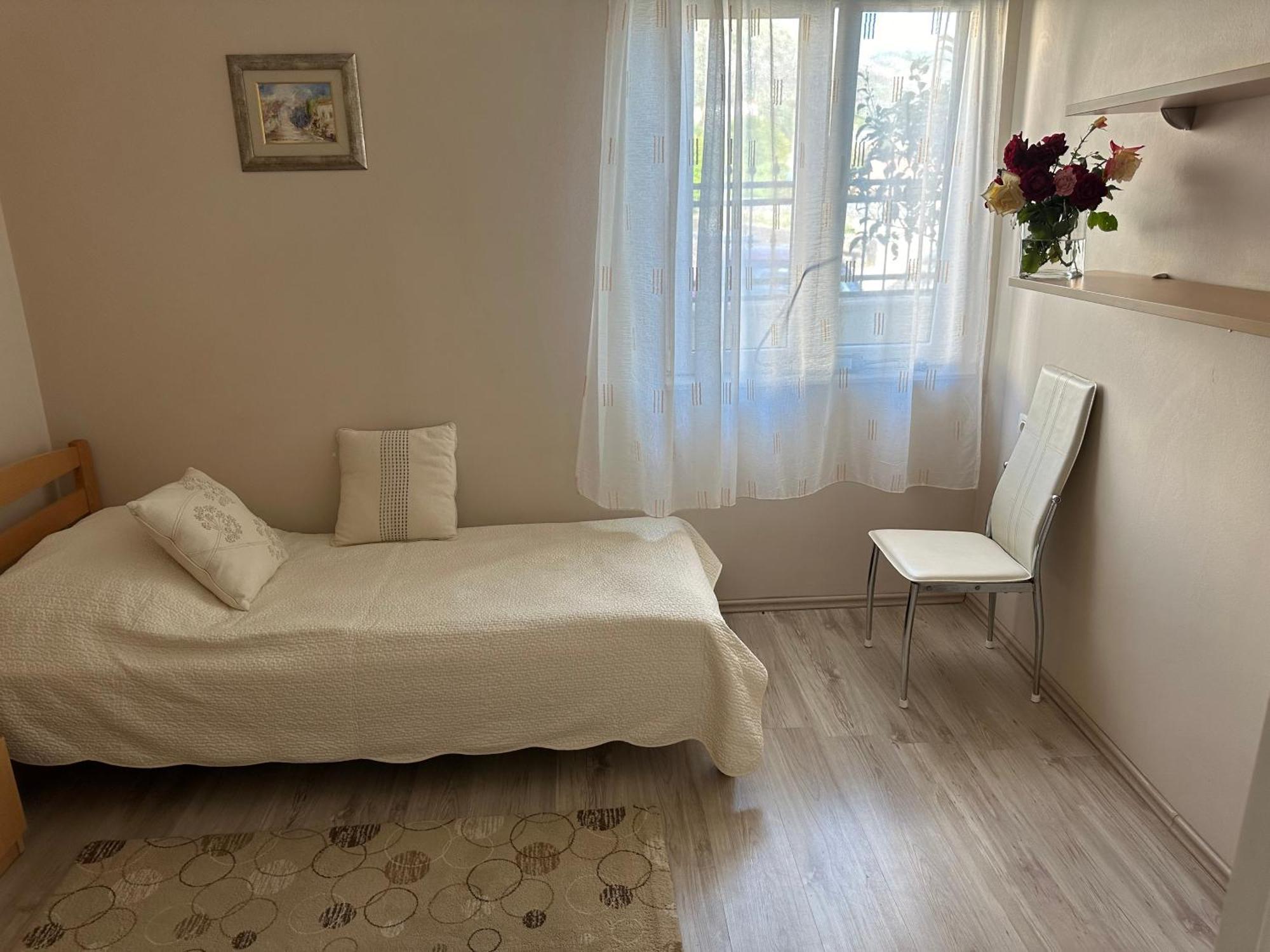 Spacious 1 Bedroom 4 Star Apartment, Mlini Exterior photo