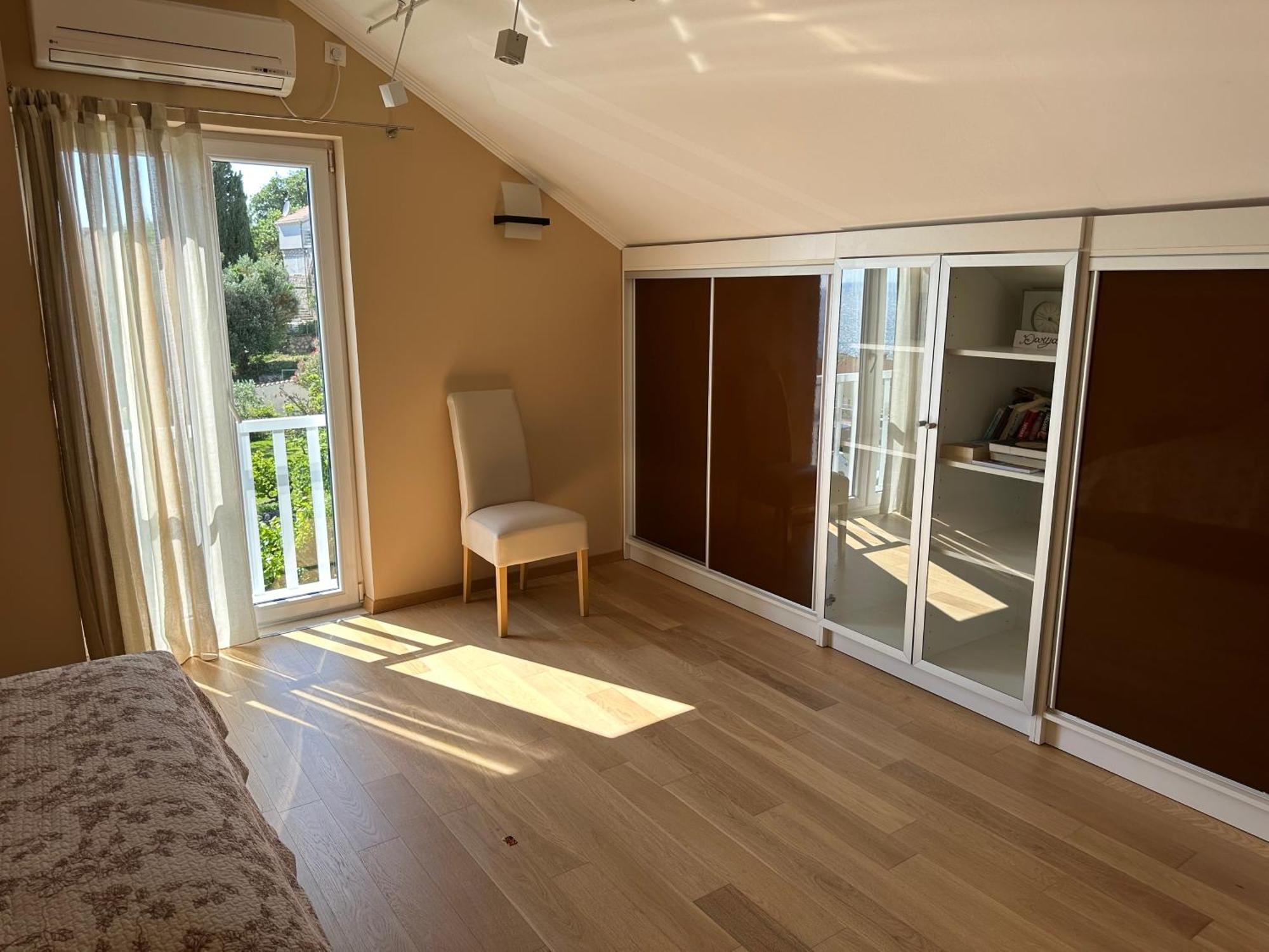 Spacious 1 Bedroom 4 Star Apartment, Mlini Exterior photo