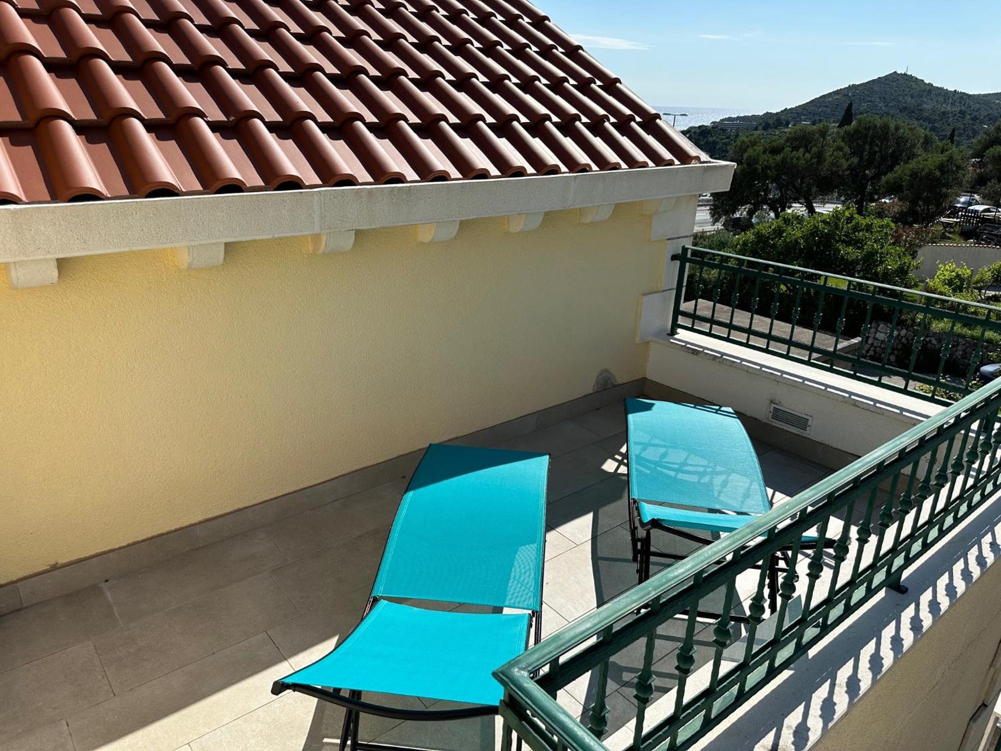 Spacious 1 Bedroom 4 Star Apartment, Mlini Exterior photo